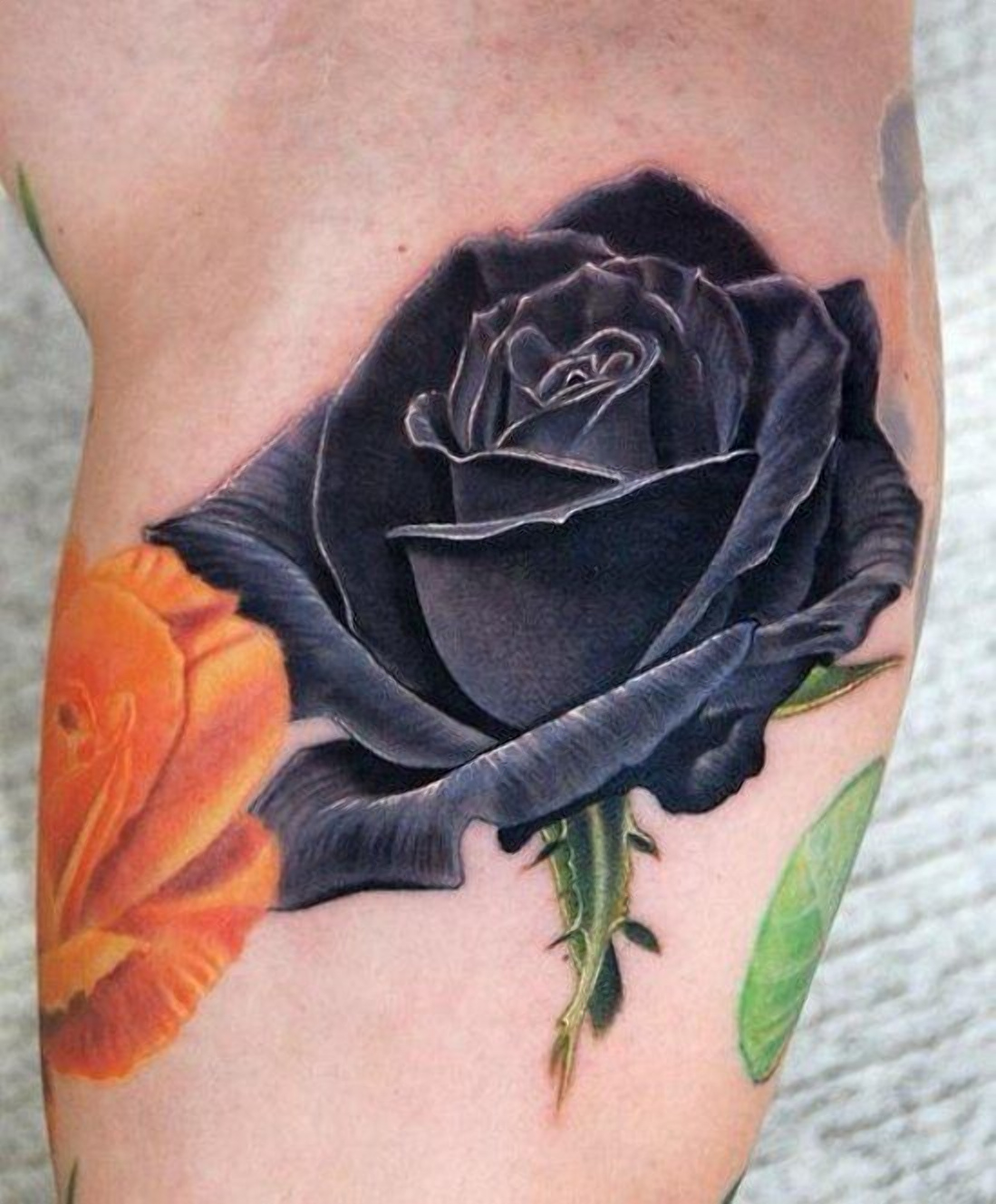 The Most Beautiful And Sensual Realism Tattoos For Women That Will