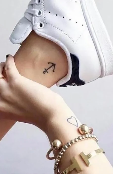 The 20 coolest little tattoos for women