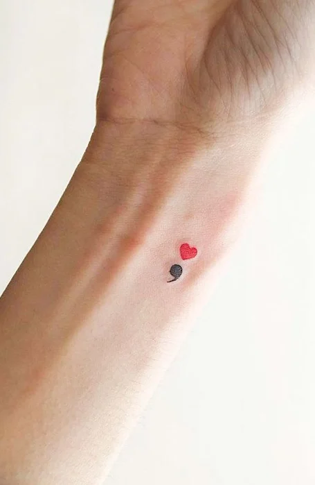 The 20 coolest little tattoos for women