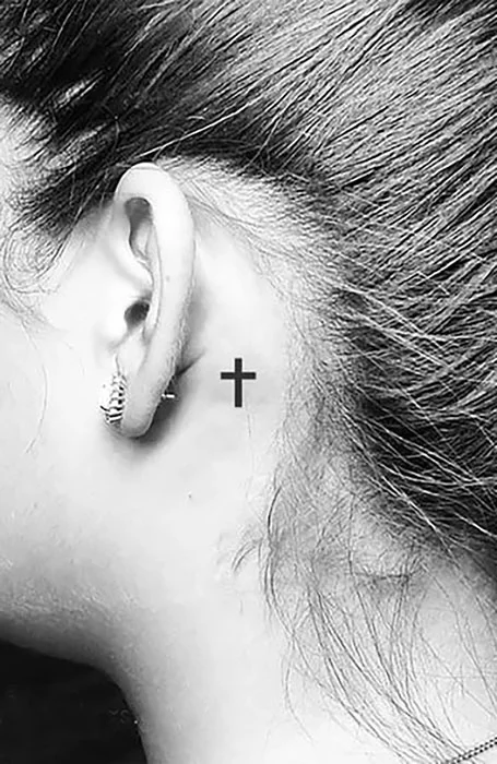 The 20 coolest little tattoos for women