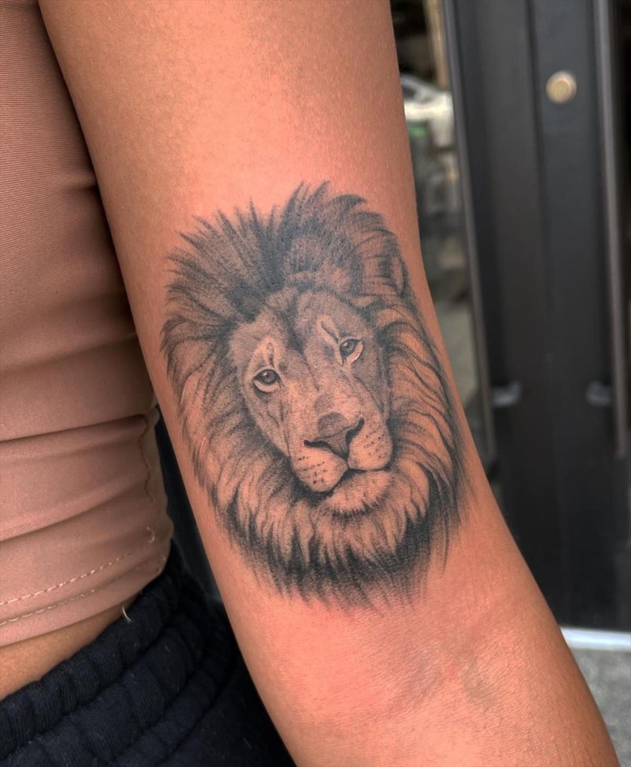 25 lion tattoos for women with meaning