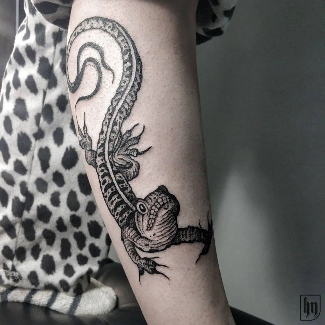 15 cool lizard tattoo designs and ideas