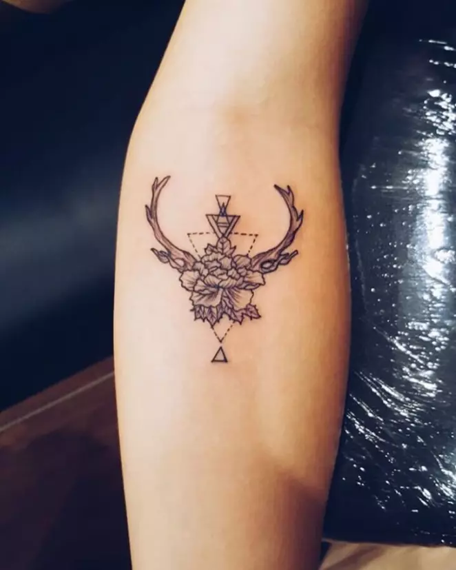 15 little deer tattoos