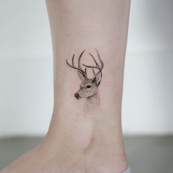 The 20 best deer tattoo designs