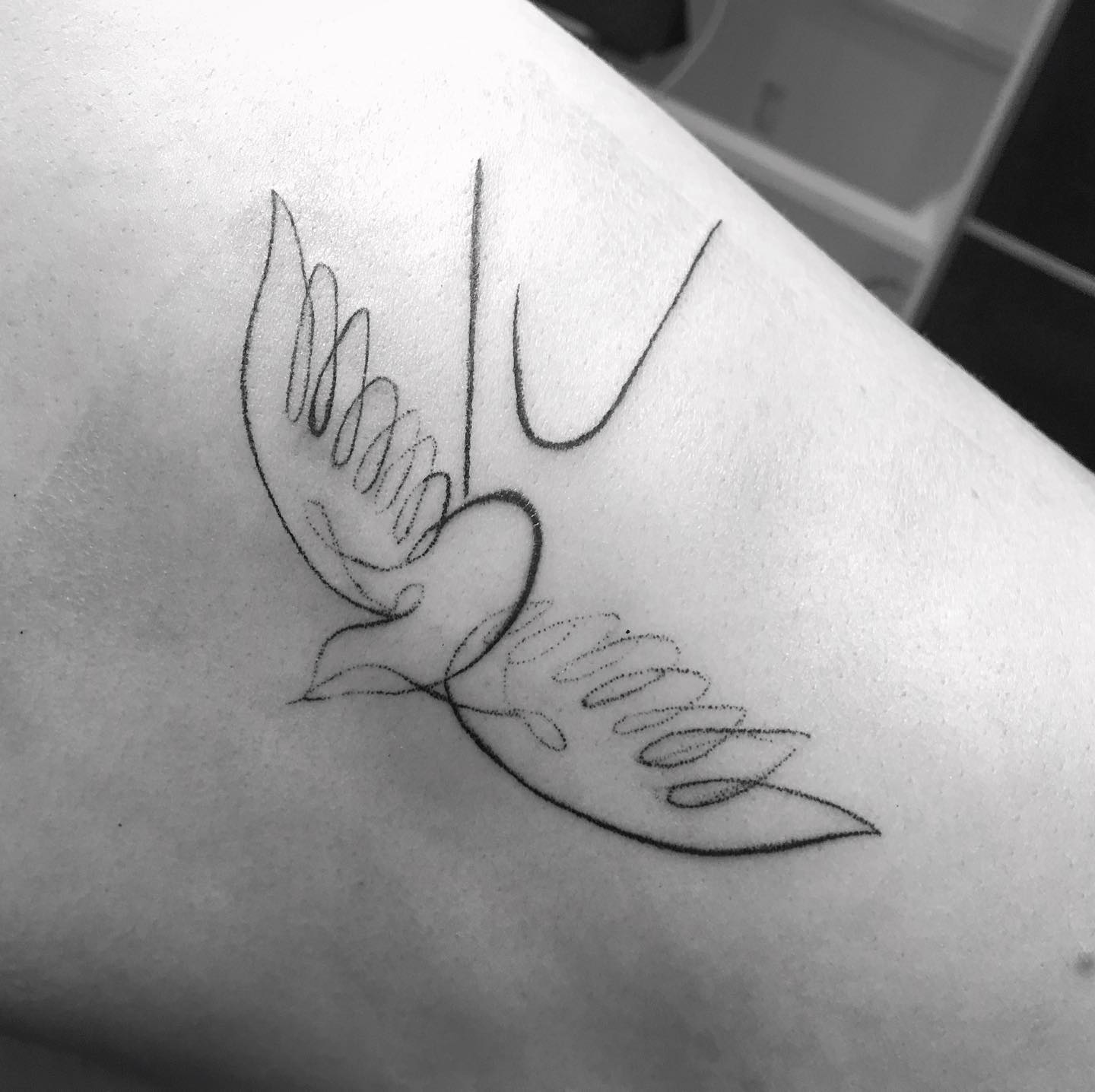 25 SMALL BIRD TATTOO IDEAS