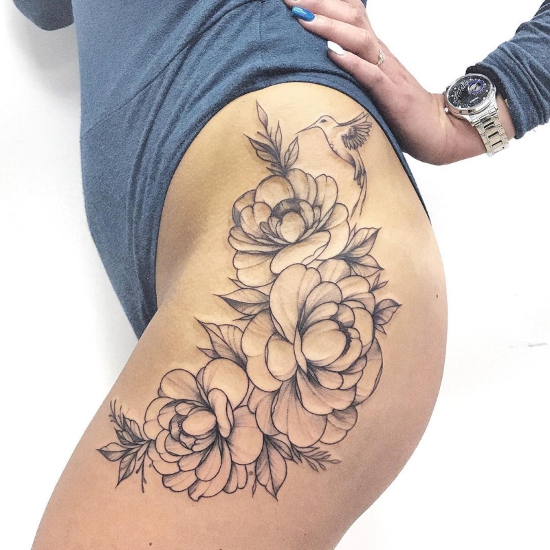 30+ chic and sexy hip tattoos for women