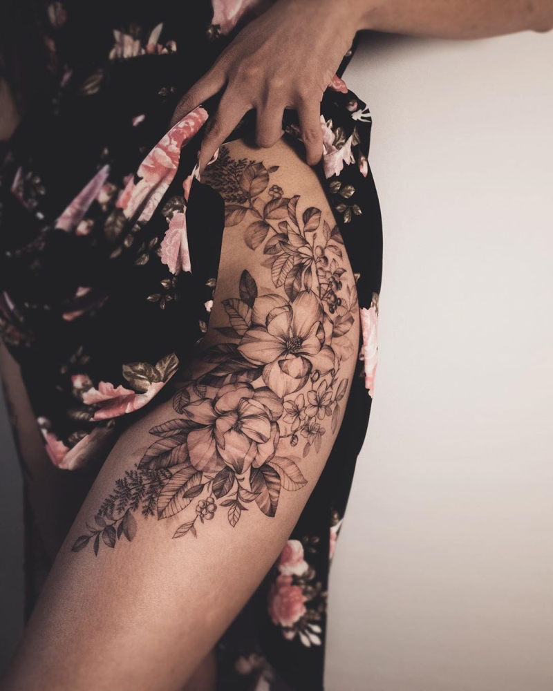 30+ chic and sexy hip tattoos for women