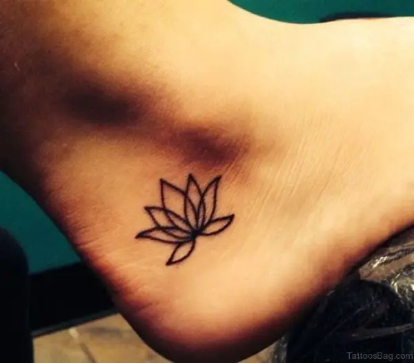 26 great flower tattoo designs and ideas