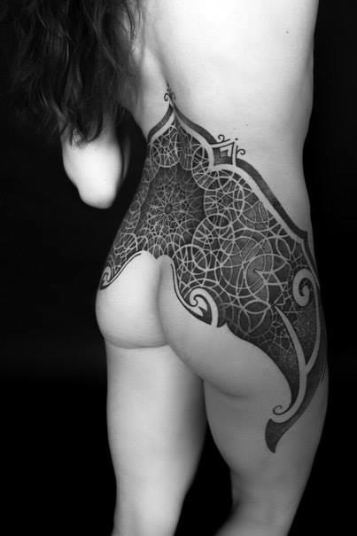 Ornamental style in tattoos