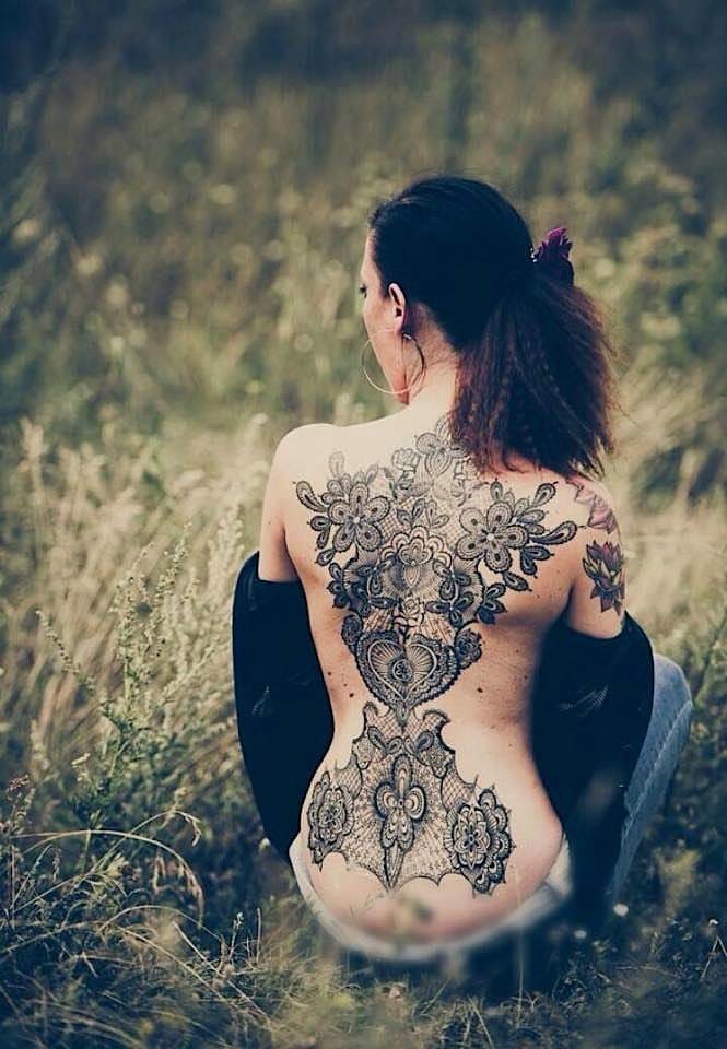 Ornamental style in tattoos