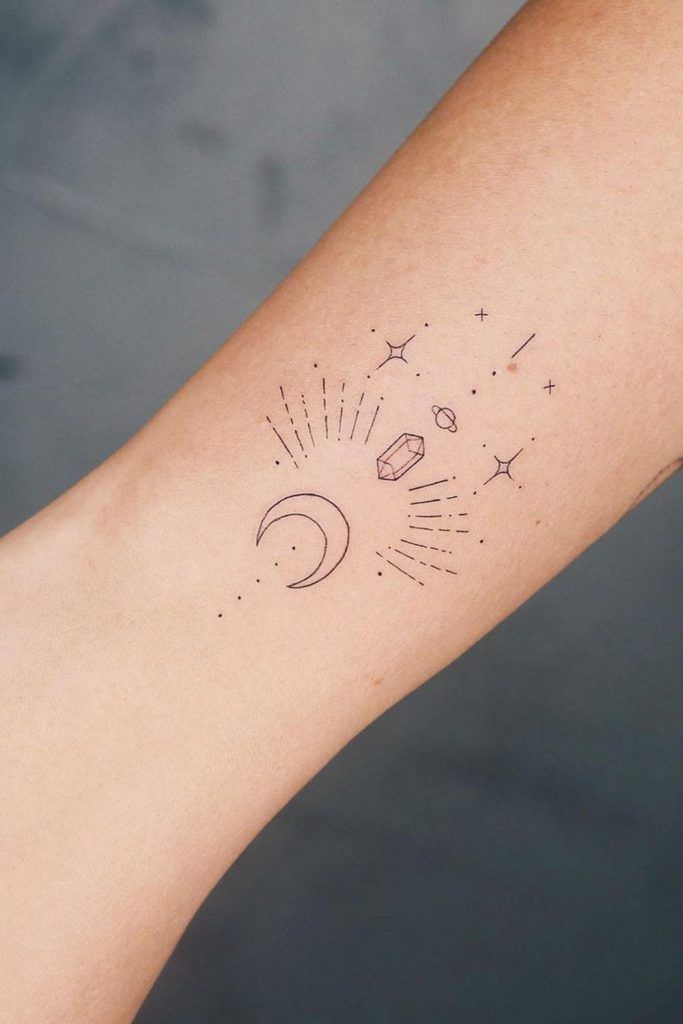 Minimalist tattoo style