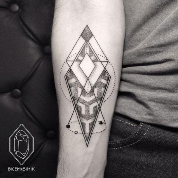 Tattoo Rhombus pattern of different shapes