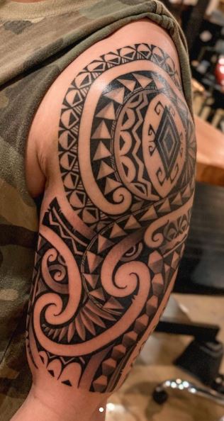 33 Best Polynesian Tattoos