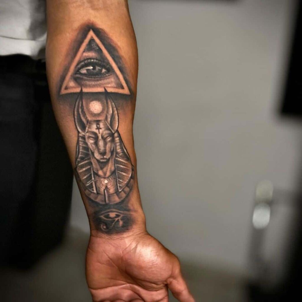Тату на руку Anubis Designs Тату на руку Anubis Designs