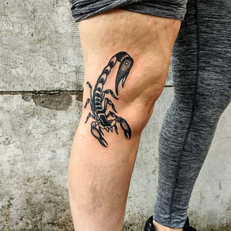 Tattoo Animal on Knee