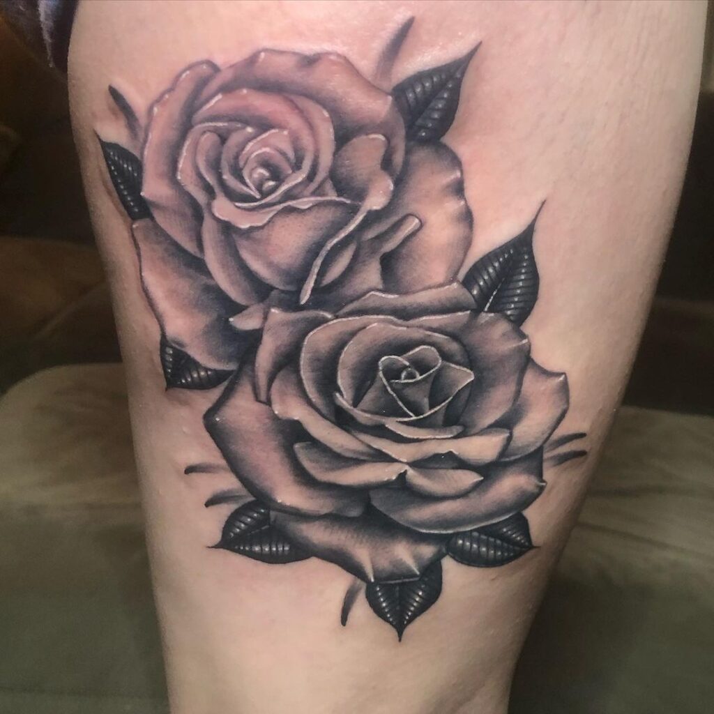 Tattoo on the hip black rose