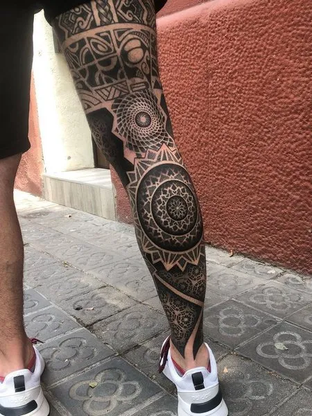 Tattoo on the back of your leg