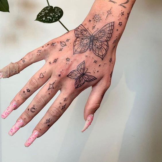 Minimalist finger tattoo ideas