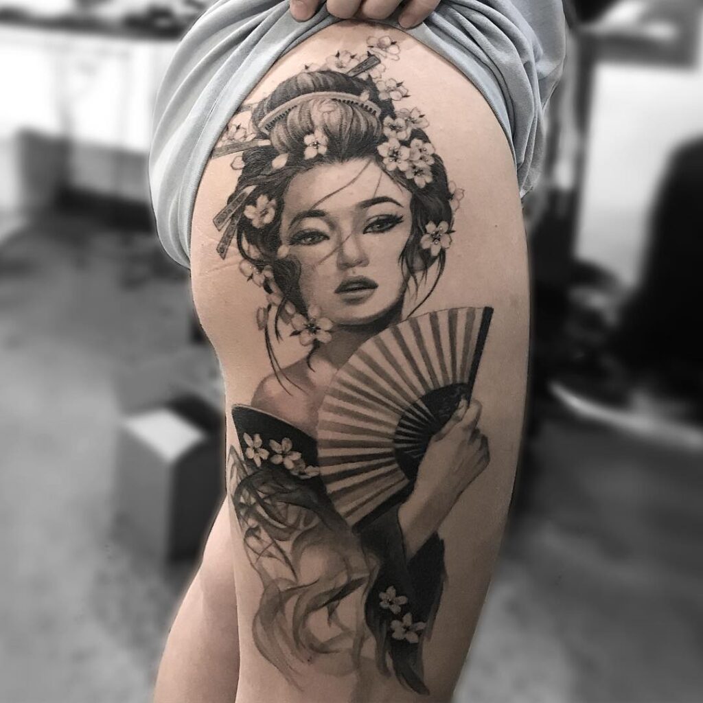 Geisha tattoo on the hip for women