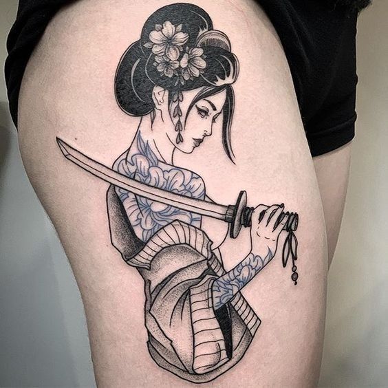 Geisha tattoo on the hip for women