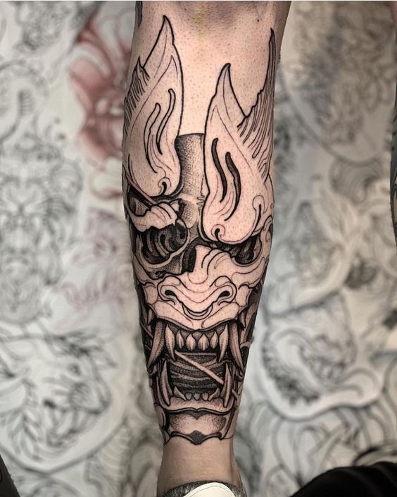 Samurai tattoo on the leg for men