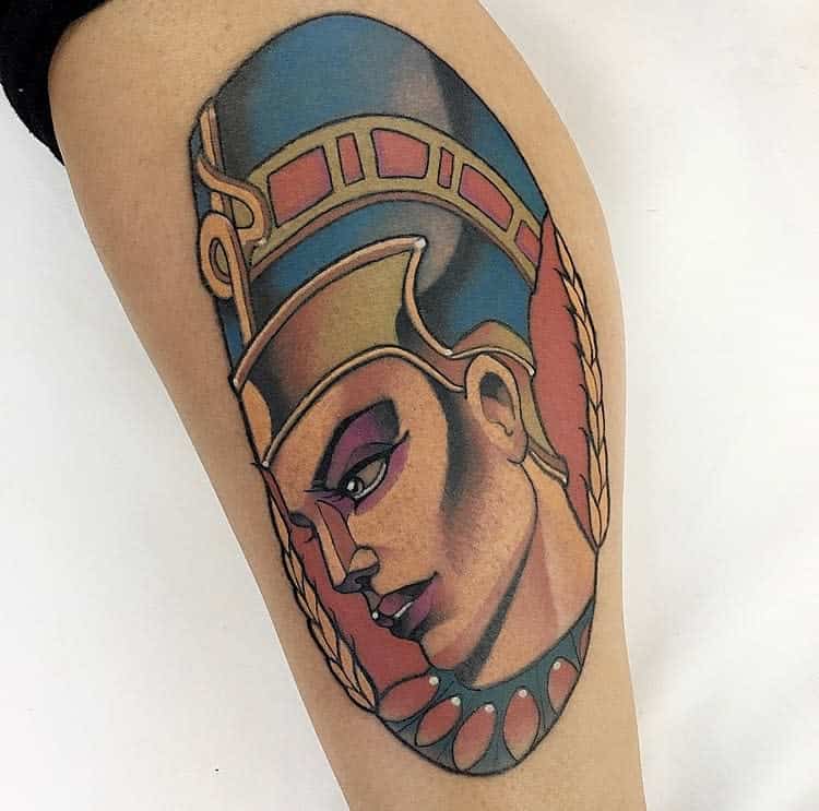 Tattoo of Nefertiti on the leg for women