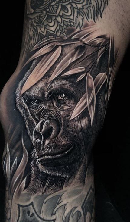 Tattoo of a gorilla on the leg for men