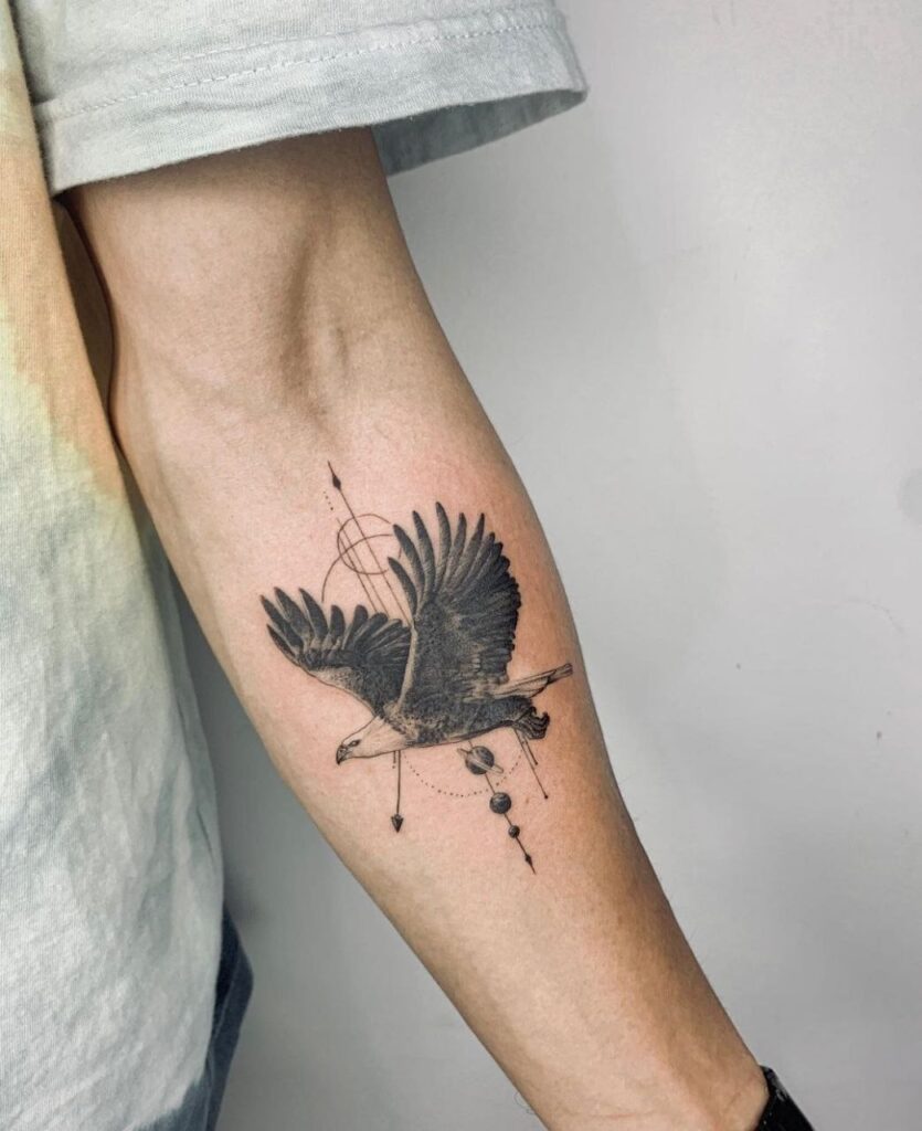 Tattoo of an eagle on the forearm for men