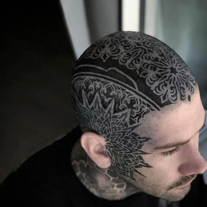 Large tattoo on the head for men