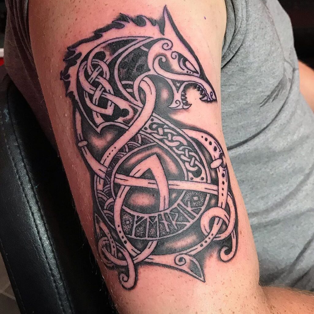 Celtic tattoo on the shoulder for men