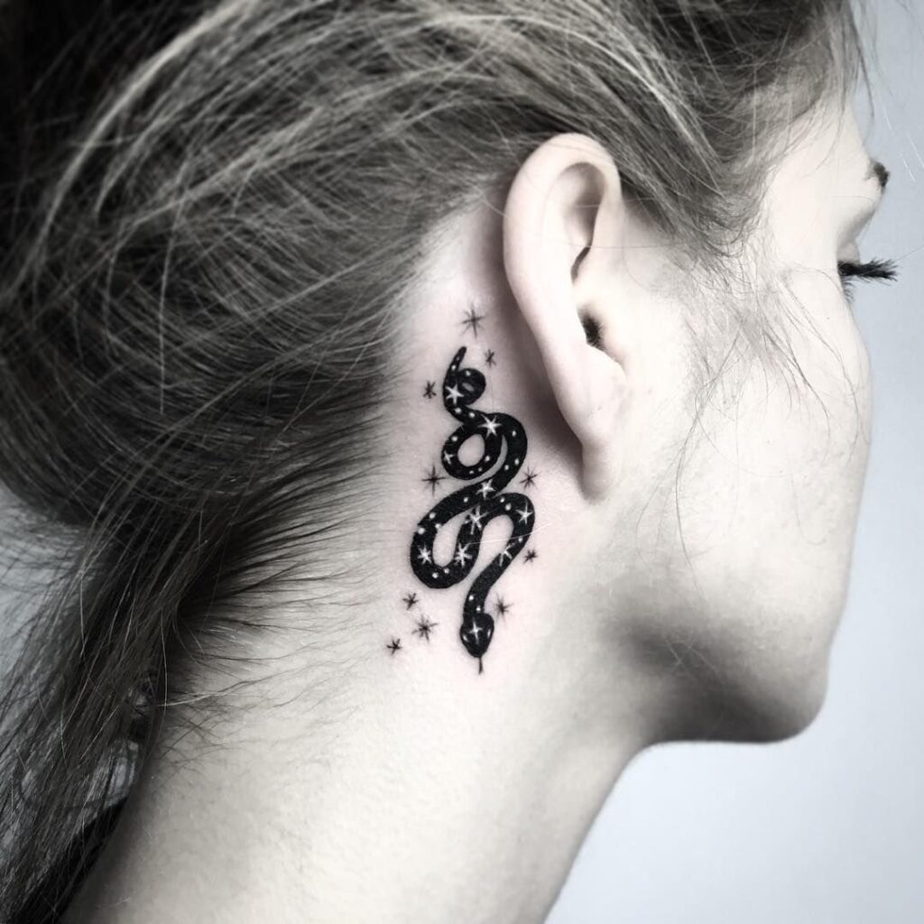 Snake tattoo on the neck for women