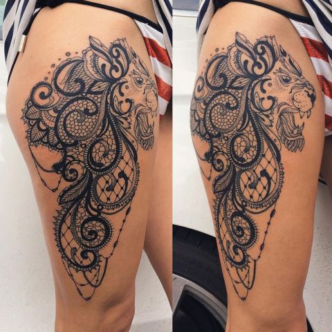 Baroque tattoo on the hip for women