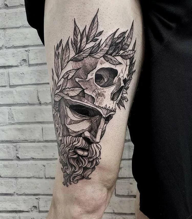 Large graphic style tattoo on the thigh for men