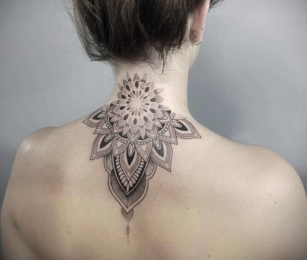 Tattoo on the neck for women