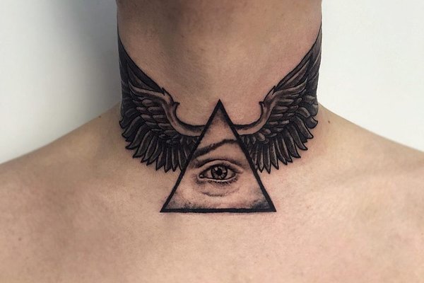 Tattoo of an eye and wings on the neck for men