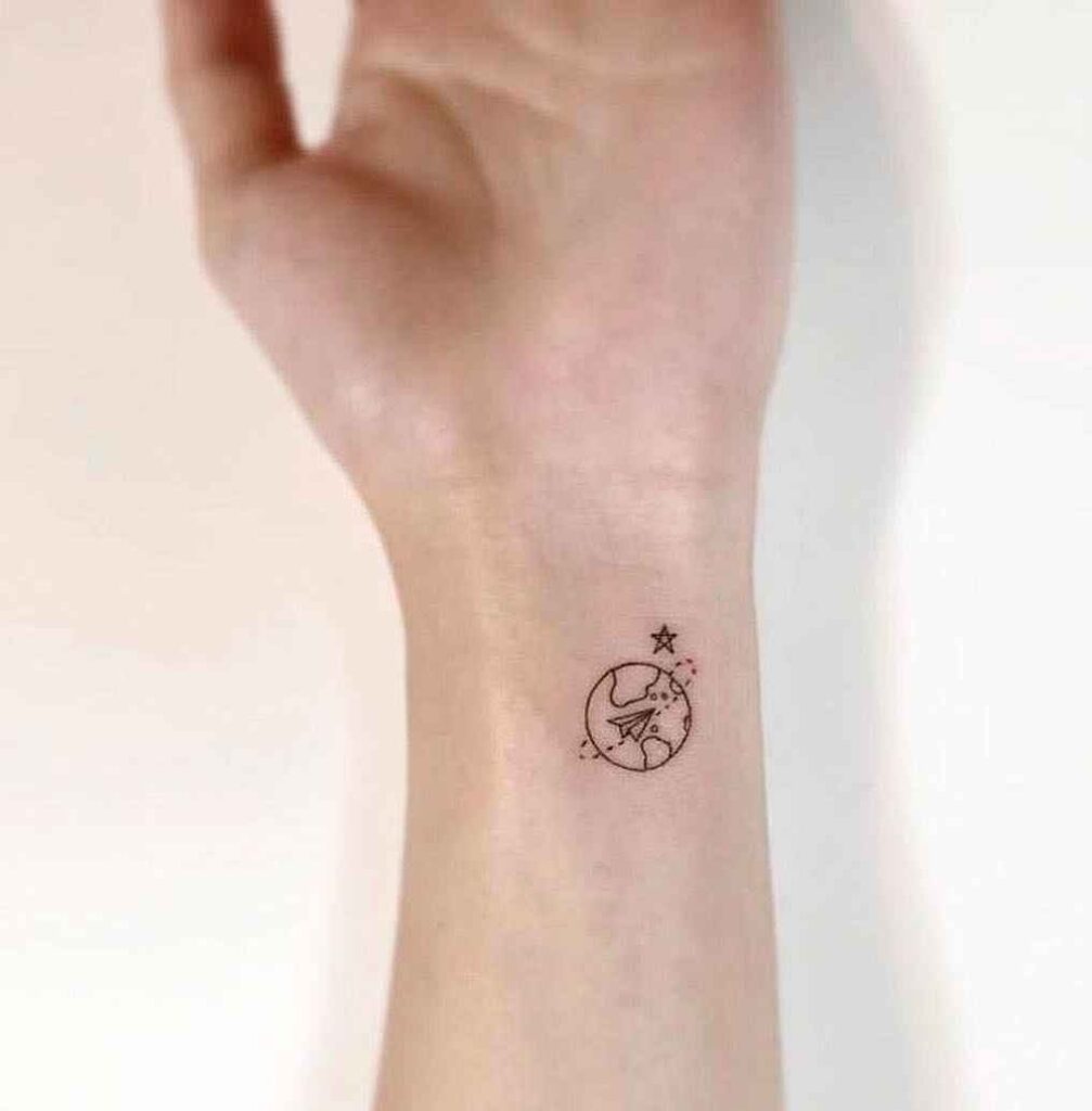 Minimalist tattoo on the wrist for women