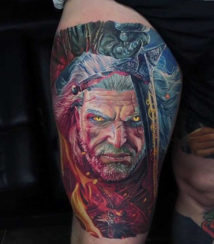 Large fantasy style tattoo on the thigh for men