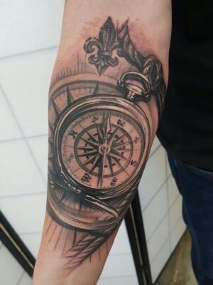 compass tattoo (4)