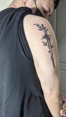 dagger tattoo (5)