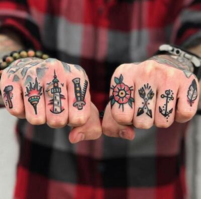 finger tattoos (2)