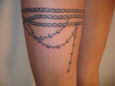 garter tattoo (4)