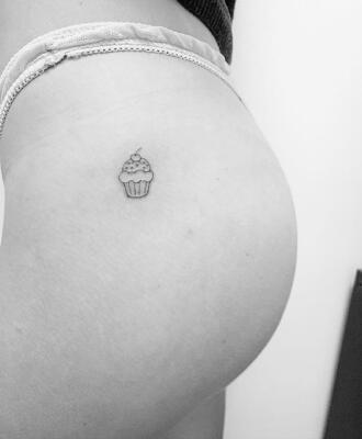 intimate tattoos (5)