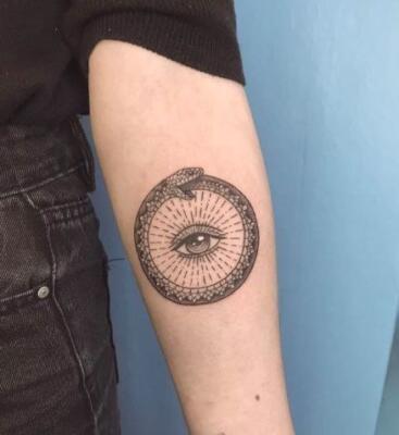 ouroboros tattoo (10)