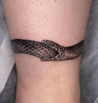 ouroboros tattoo (2)