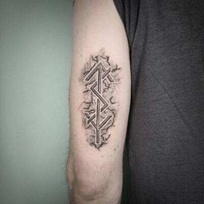 scandinavian runes tattoo (3)