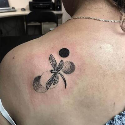 shoulder blade tattoo (1)