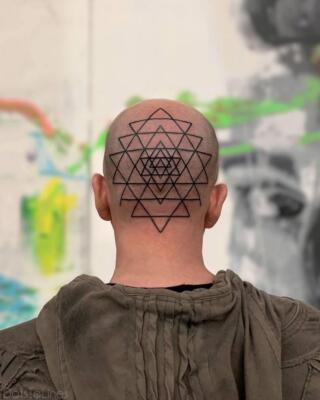 tattoo on the back of the head (6)