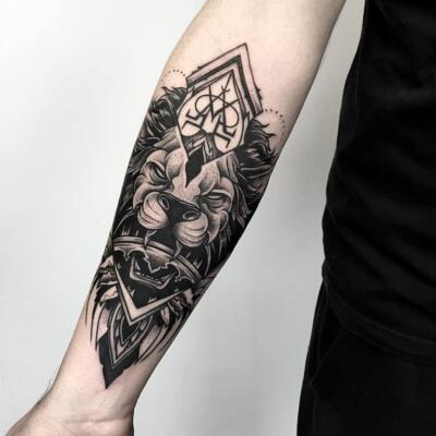 tattoo on the forearm (9)