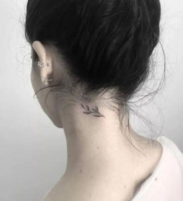 tattoo on the neck (71)