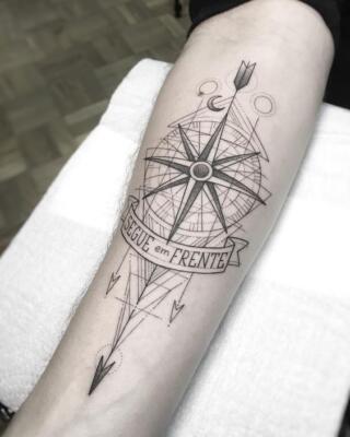 tattoo wind rose (4)